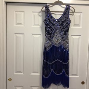 Beautiful dress. Size medium.